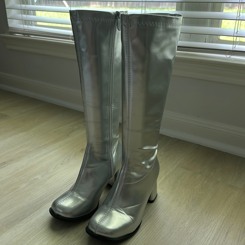 Silver Boots Size 6